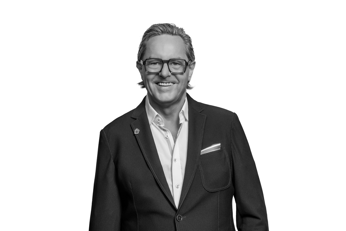 LizenzDirekt_Andreas-E-Thyen_Pressematerial_Portrait-SW-DSC04896_preview