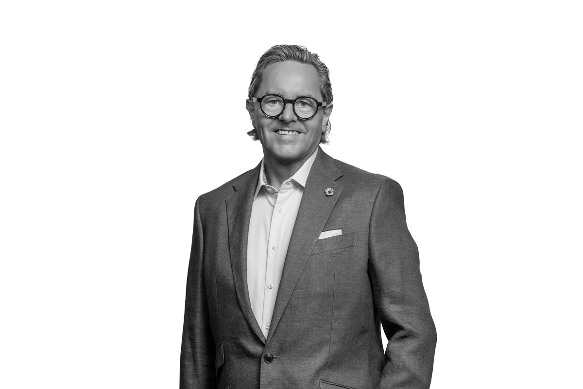 LizenzDirekt_Andreas-E-Thyen_Pressematerial_Portrait-SW-DSC05013_preview